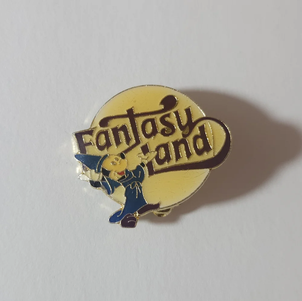 Vintage Disney Fantasy Land Lapel Pin 1985 30th Disney Land Anniversary